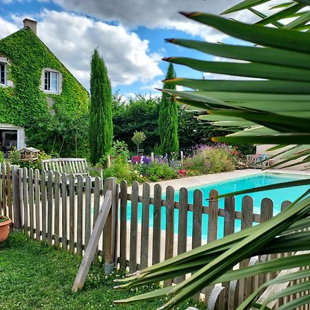 Le Bonheur Des Hotes Suèvres Exterior foto